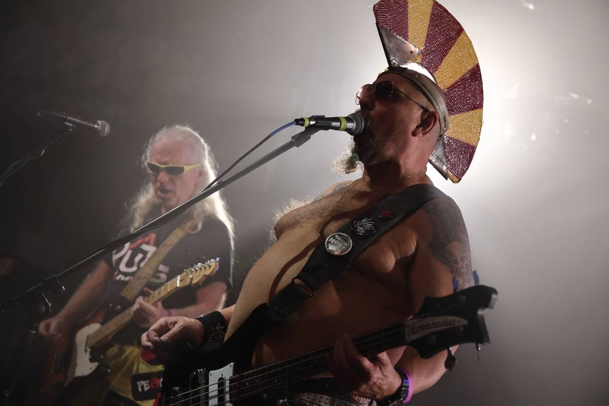 Skromní, ale nejlepší. Visací zámek oslavil 43 let ve stejném složení v punkovém stylu