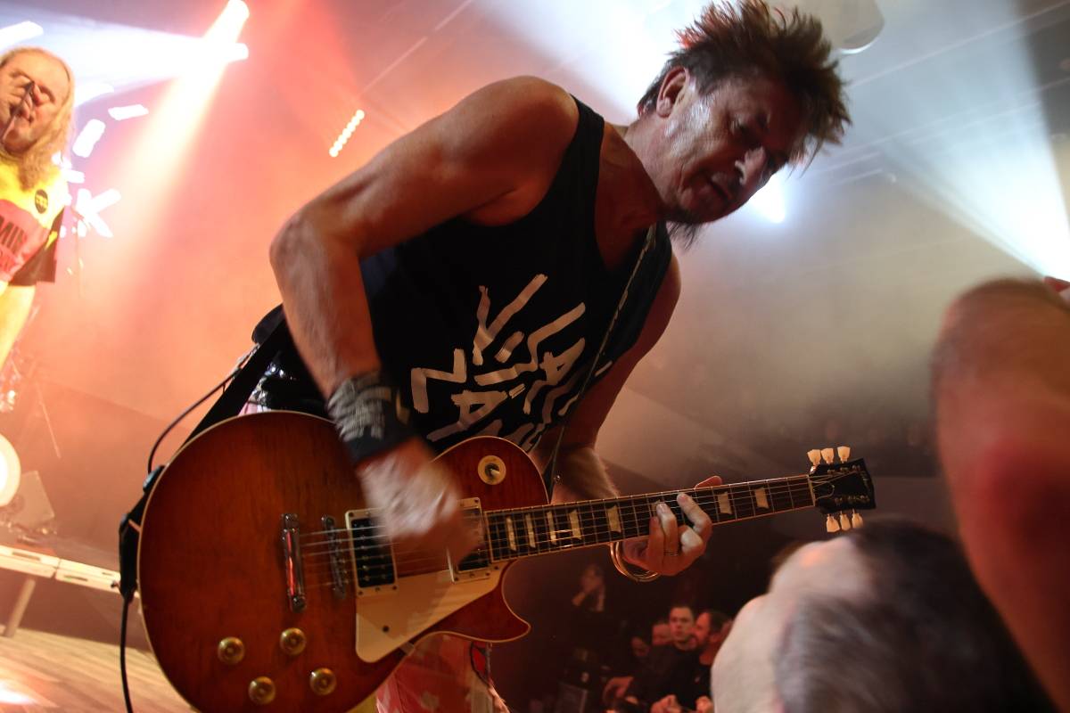 Skromní, ale nejlepší. Visací zámek oslavil 43 let ve stejném složení v punkovém stylu