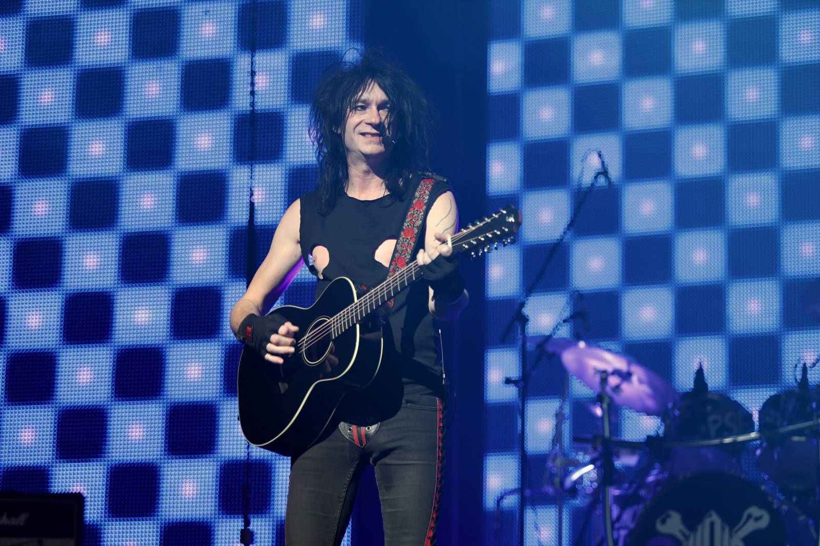 Lucie pomohla druhou vyprodanou O2 arenou Nadaci Terezy Maxové. Na pódium členové pozvali svoje děti