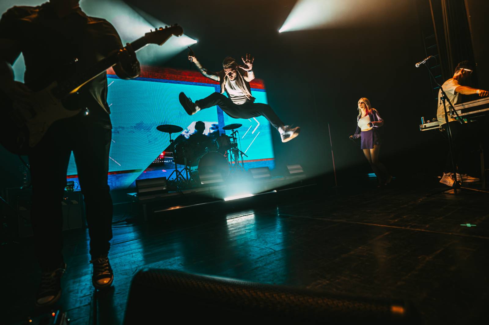 Skyline rozzářili předvánočním mejdanem Palác Akropolis, MC Jacob létal metry vysoko