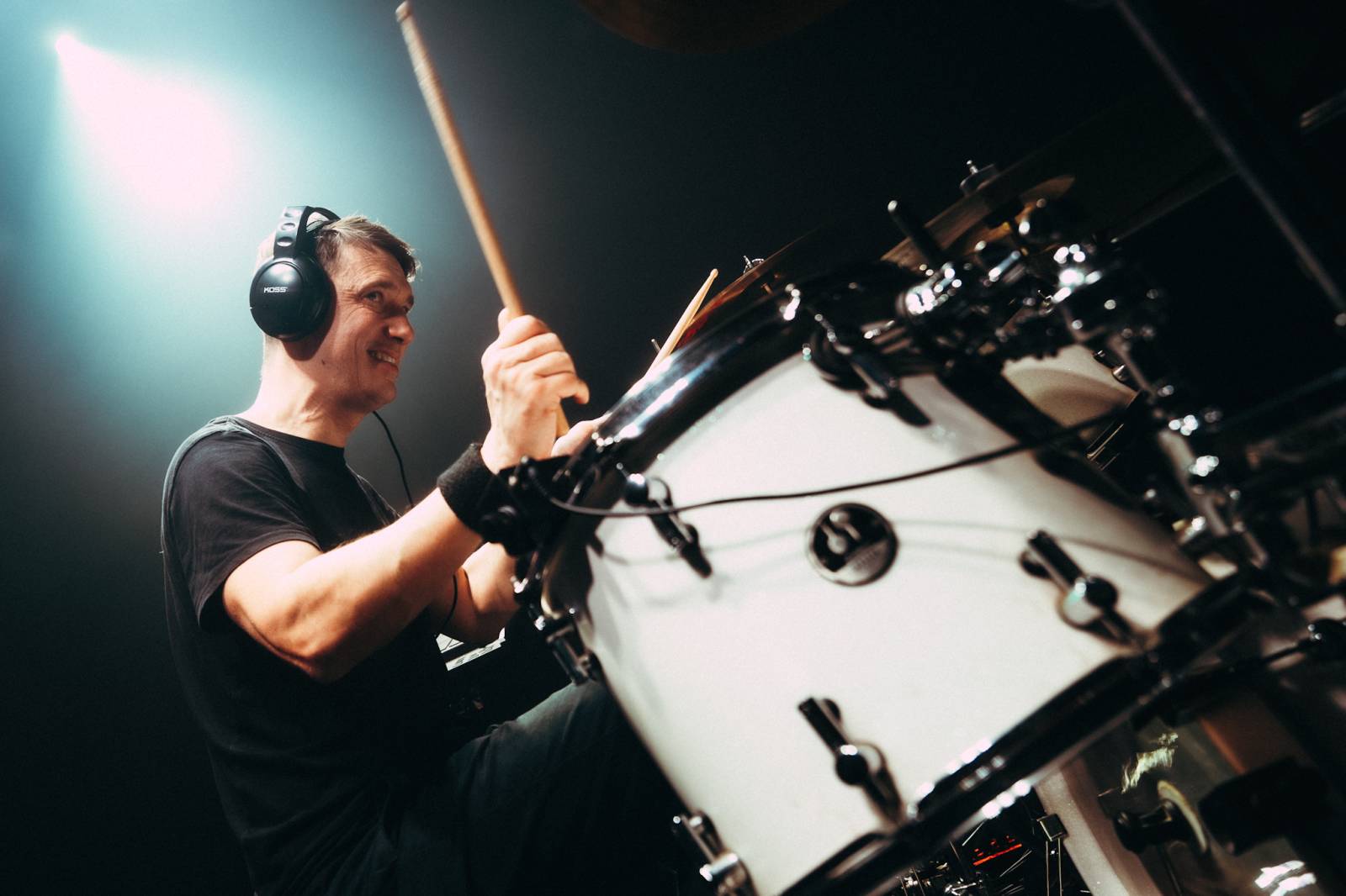 Skyline rozzářili předvánočním mejdanem Palác Akropolis, MC Jacob létal metry vysoko