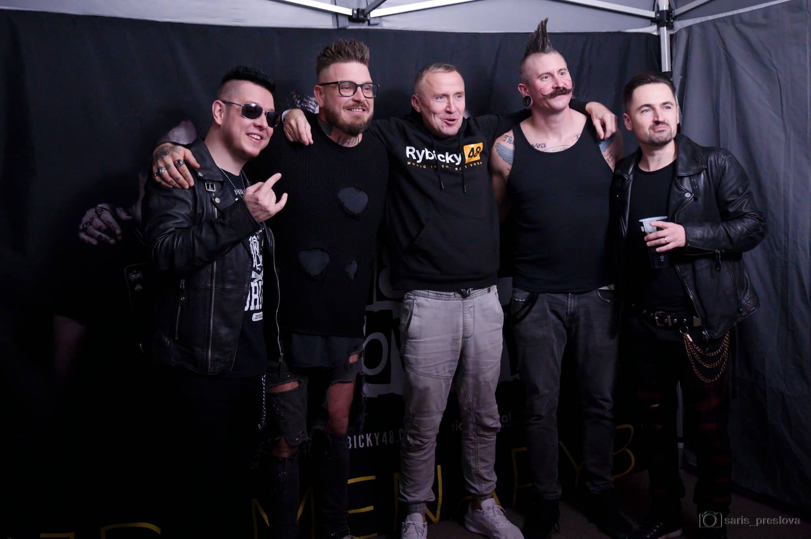 Rybičky 48 v Plzni: Ohnivá show i hosté Pepa Bolan a Bára Zemanová 