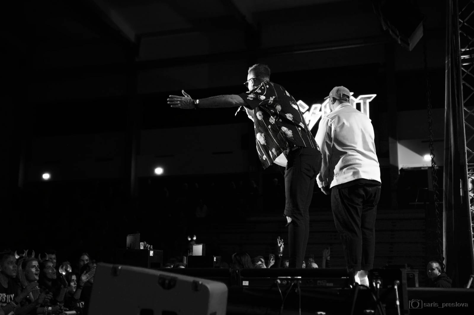 Rybičky 48 v Plzni: Ohnivá show i hosté Pepa Bolan a Bára Zemanová 