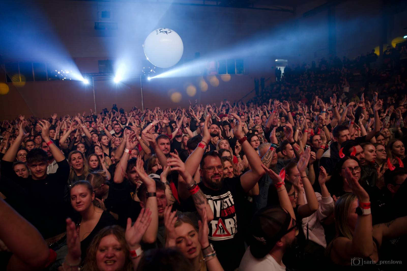 Rybičky 48 v Plzni: Ohnivá show i hosté Pepa Bolan a Bára Zemanová 