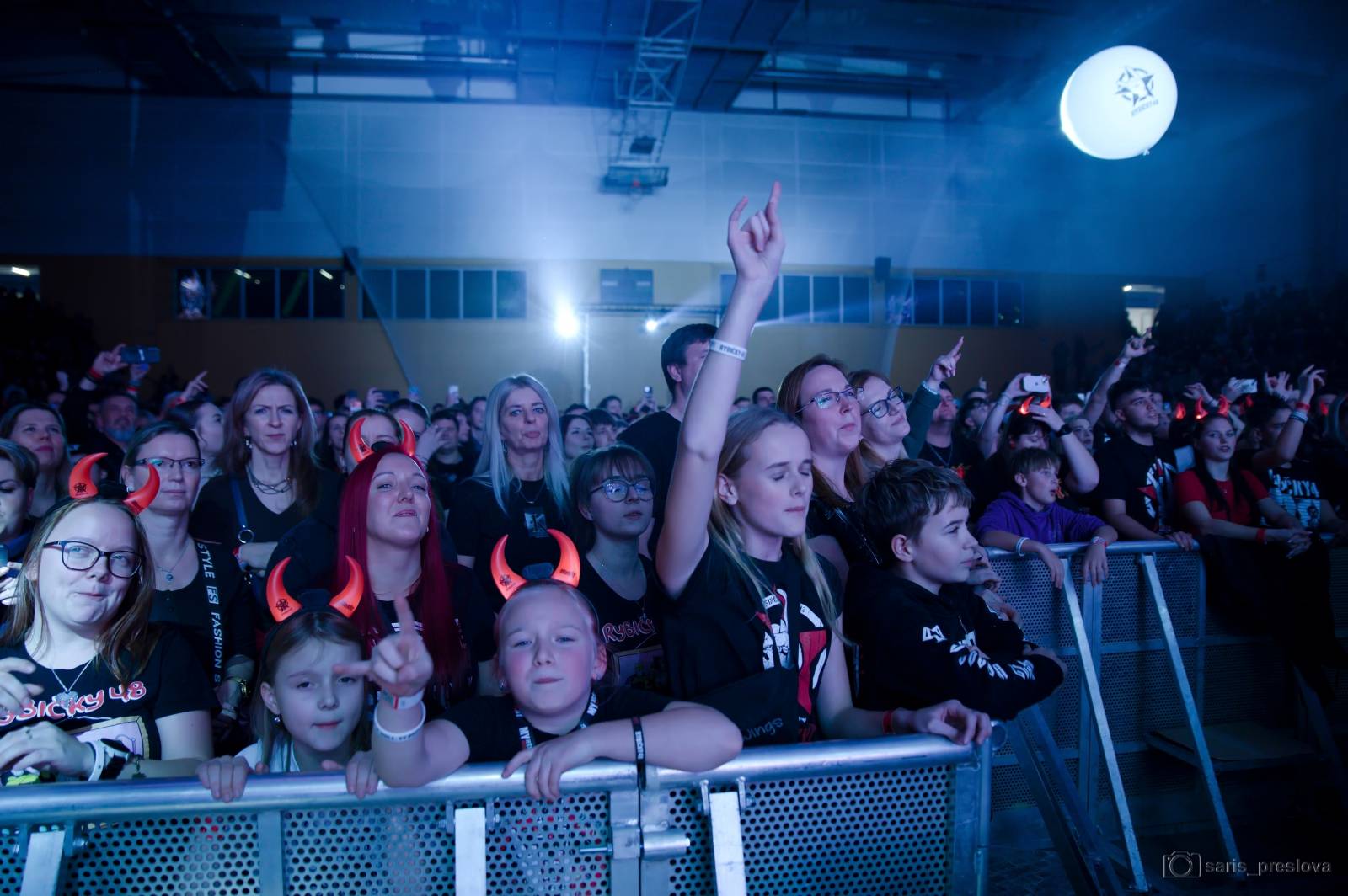 Rybičky 48 v Plzni: Ohnivá show i hosté Pepa Bolan a Bára Zemanová 