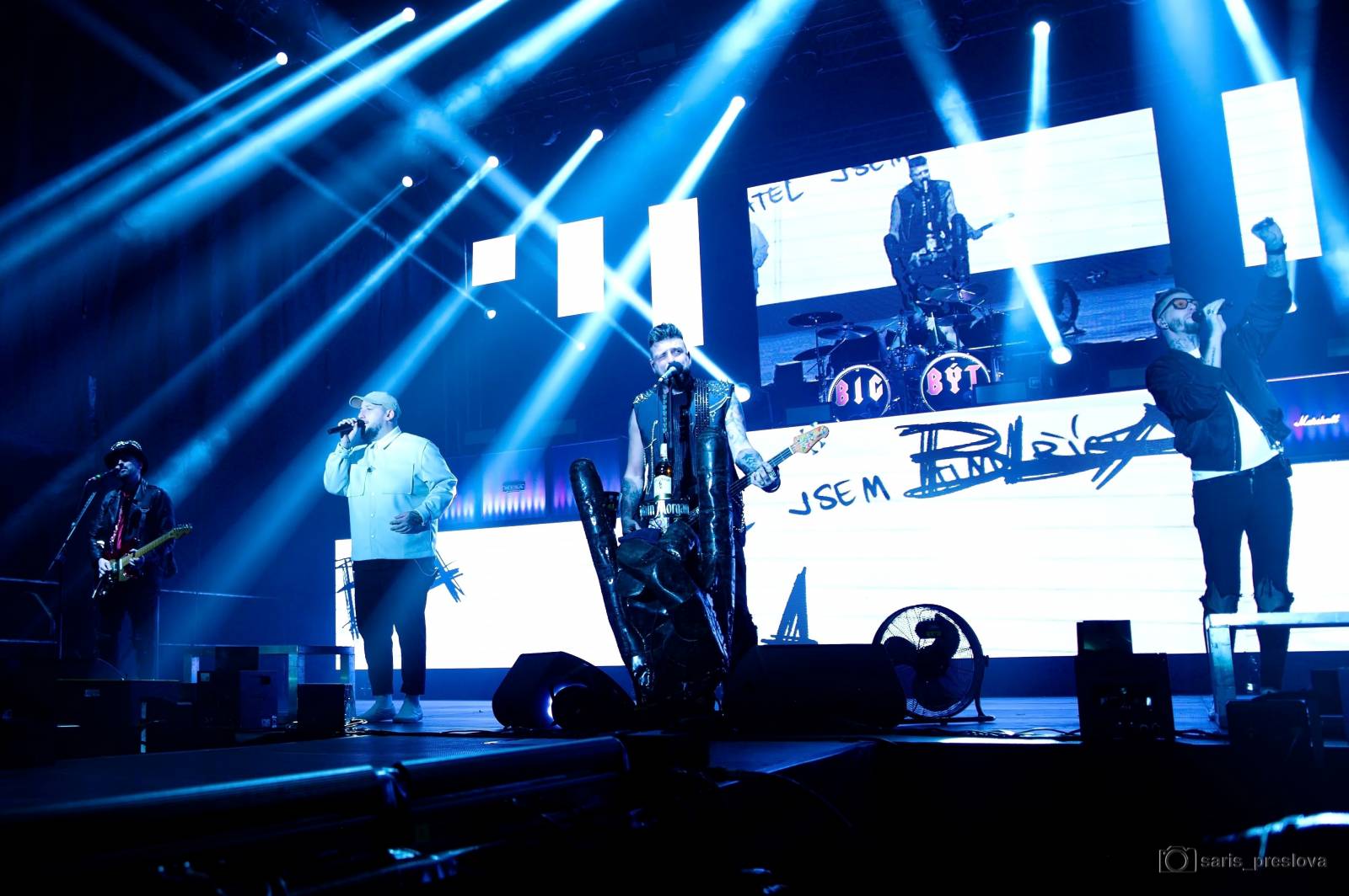 Rybičky 48 v Plzni: Ohnivá show i hosté Pepa Bolan a Bára Zemanová 