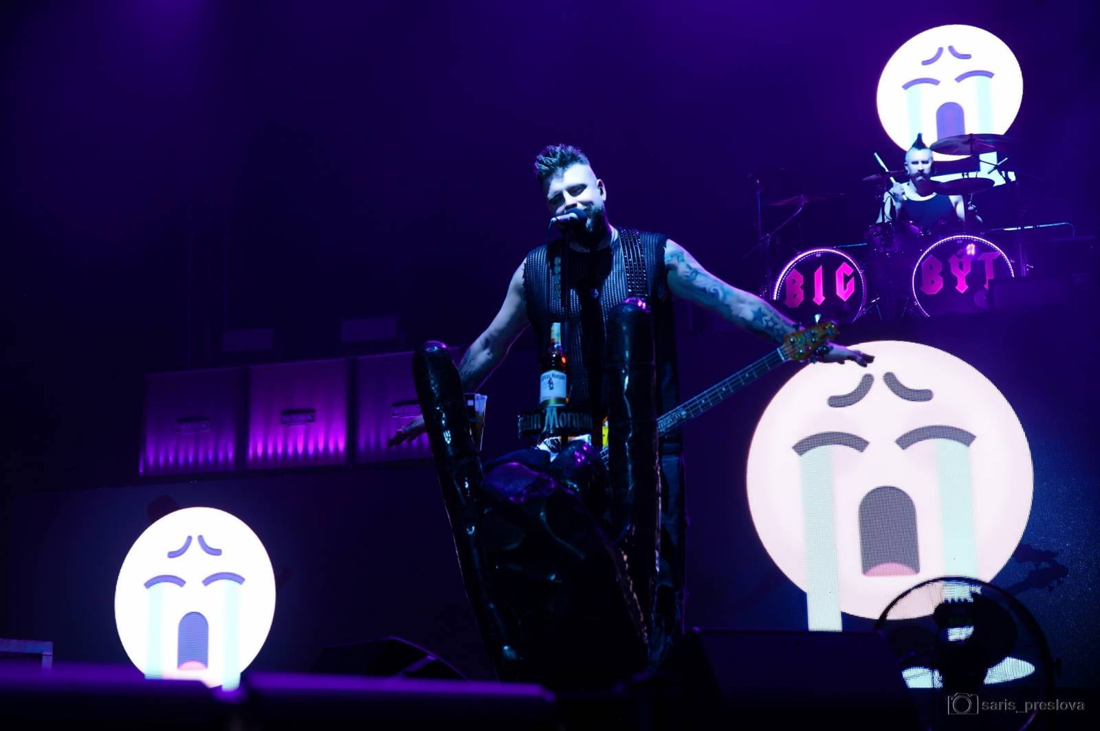 Rybičky 48 v Plzni: Ohnivá show i hosté Pepa Bolan a Bára Zemanová 