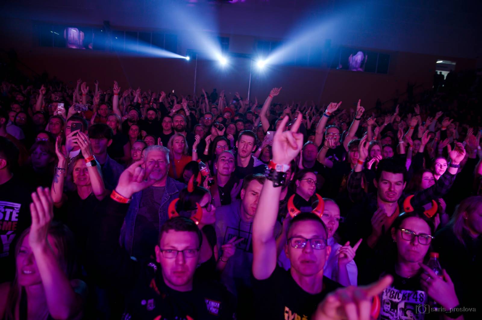 Rybičky 48 v Plzni: Ohnivá show i hosté Pepa Bolan a Bára Zemanová 