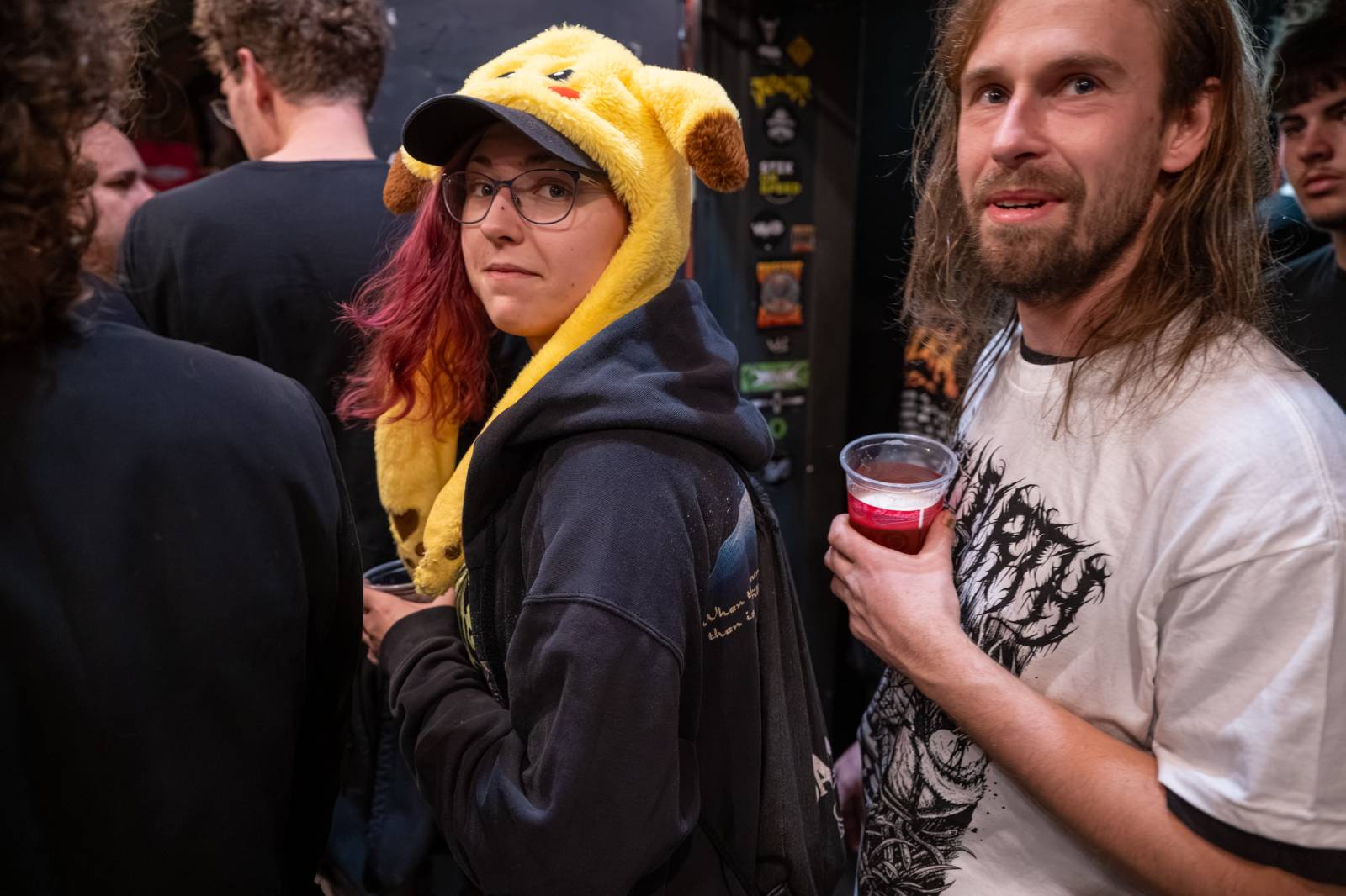 Hrození záchodovými štětkami i házení toaletním papírem. Takový byl Gutafest v Rock Café