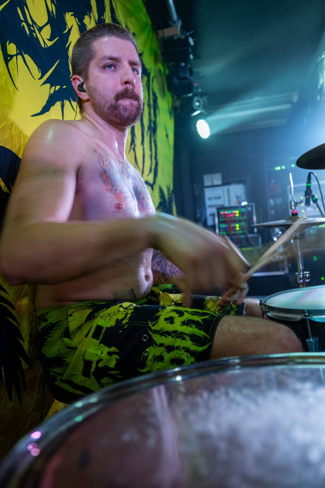 Hrození záchodovými štětkami i házení toaletním papírem. Takový byl Gutafest v Rock Café