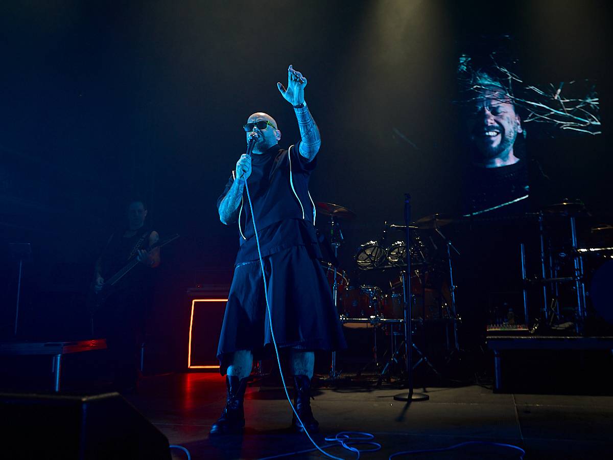 Vyprodaná Zllucerna shořela. Cocotte Minute odehráli s hosty Stellvris svůj doposud největší koncert