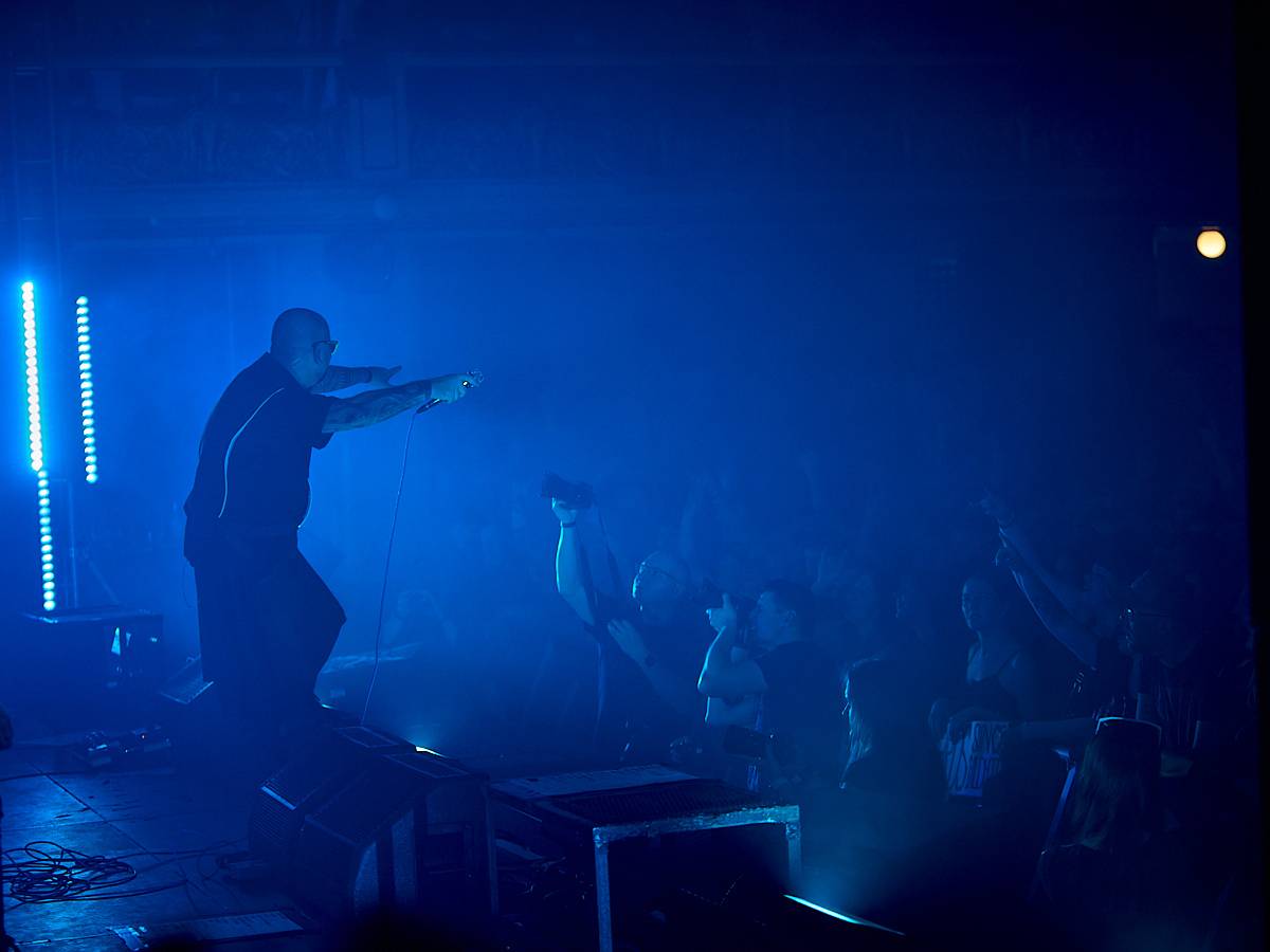 Vyprodaná Zllucerna shořela. Cocotte Minute odehráli s hosty Stellvris svůj doposud největší koncert