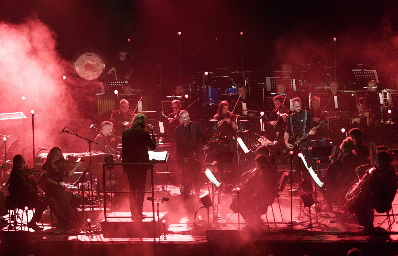 Rok 2025 objektem fotografů | Vojta Chludil fotil Tilla Lindemanna, Killswitch Engage, Stereo MC’s či Sigur Rós