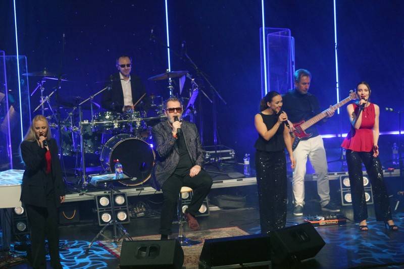 Richard Müller vyprodal brněnské Sono, přehrál i skladby Banketu