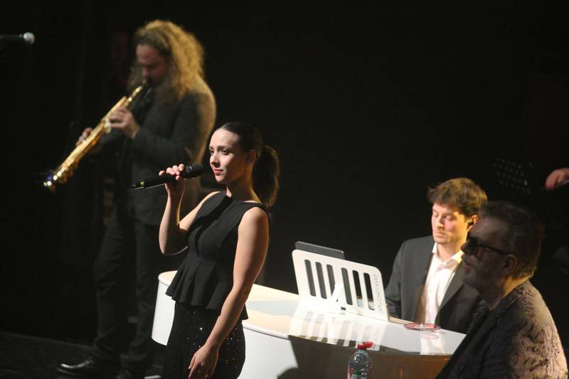 Richard Müller vyprodal brněnské Sono, přehrál i skladby Banketu