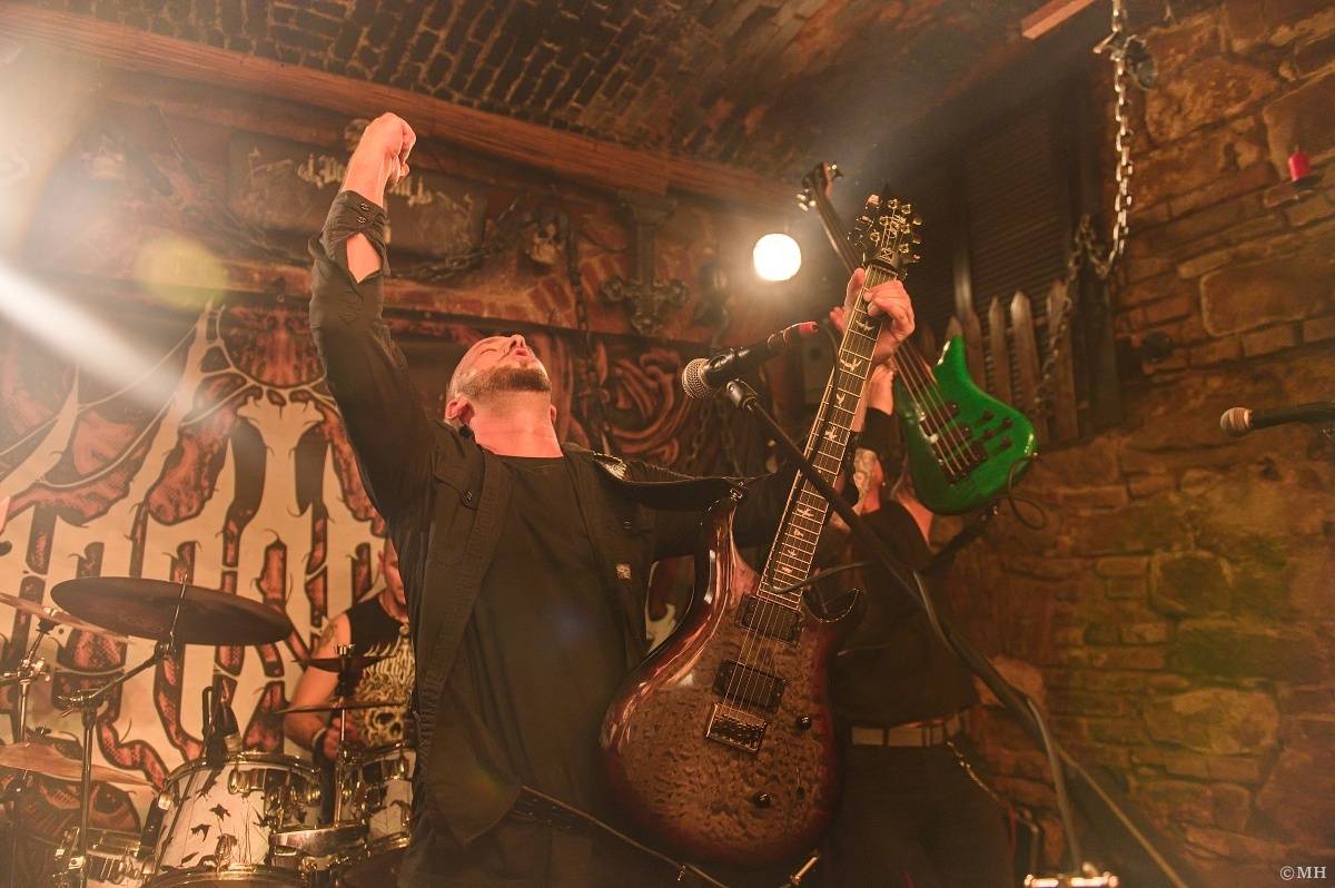 Rok 2025 objektivem fotografů | Martin Hanáček se ohlíží. Loni fotil na Metalfestu, Pekelném ostrově, Manětíně nebo Rockovém létě na Mži