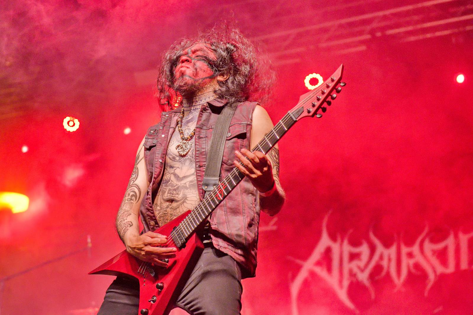 Rok 2025 objektivem fotografů | Martin Hanáček se ohlíží. Loni fotil na Metalfestu, Pekelném ostrově, Manětíně nebo Rockovém létě na Mži