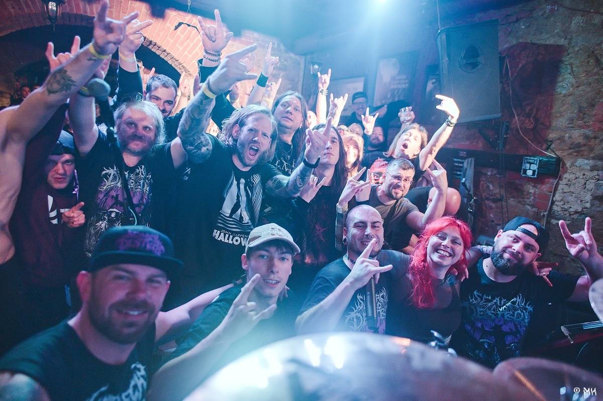 Rok 2025 objektivem fotografů | Martin Hanáček se ohlíží. Loni fotil na Metalfestu, Pekelném ostrově, Manětíně nebo Rockovém létě na Mži