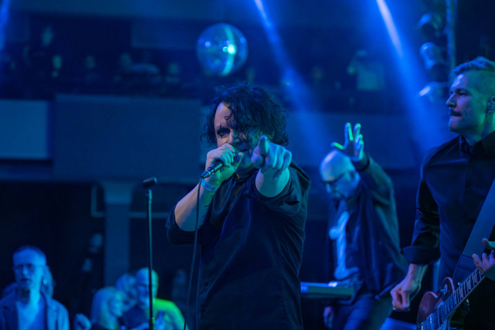 Rok 2025 objektivem fotografů | Jan Urbánek fotil pro Tři sestry, vyrazil i na poslední koncert J.A.R. a festival Rock for People