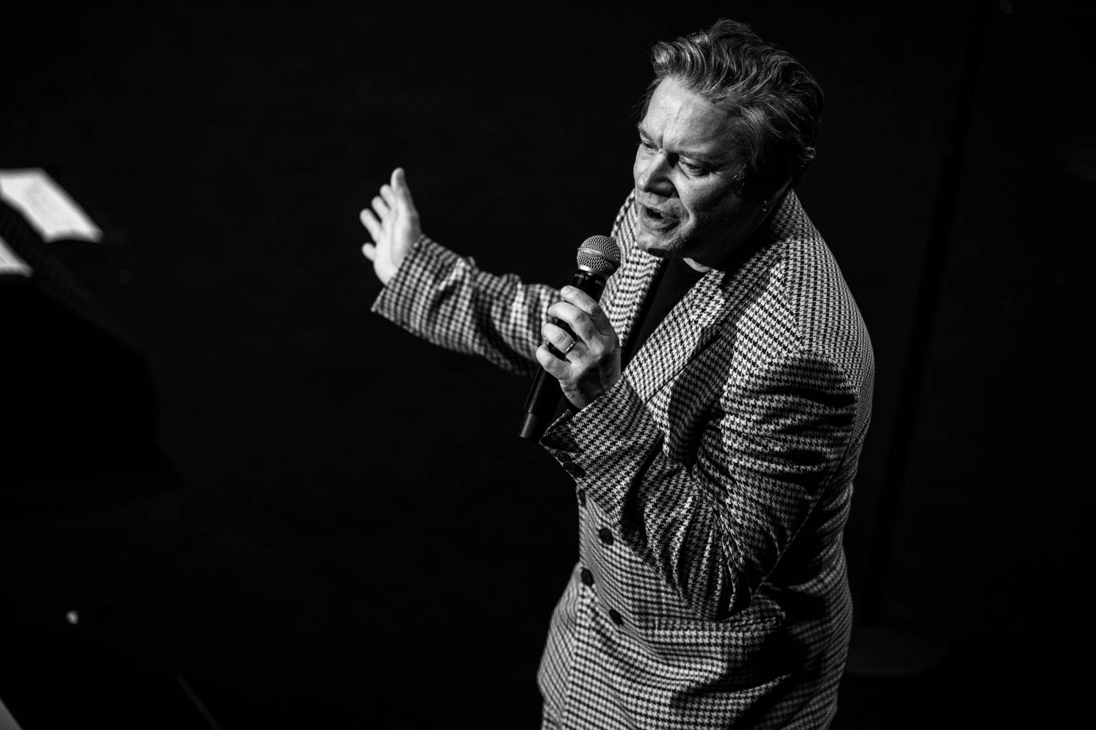 Rok 2025 objektivem fotografů | Jan Urbánek fotil pro Tři sestry, vyrazil i na poslední koncert J.A.R. a festival Rock for People