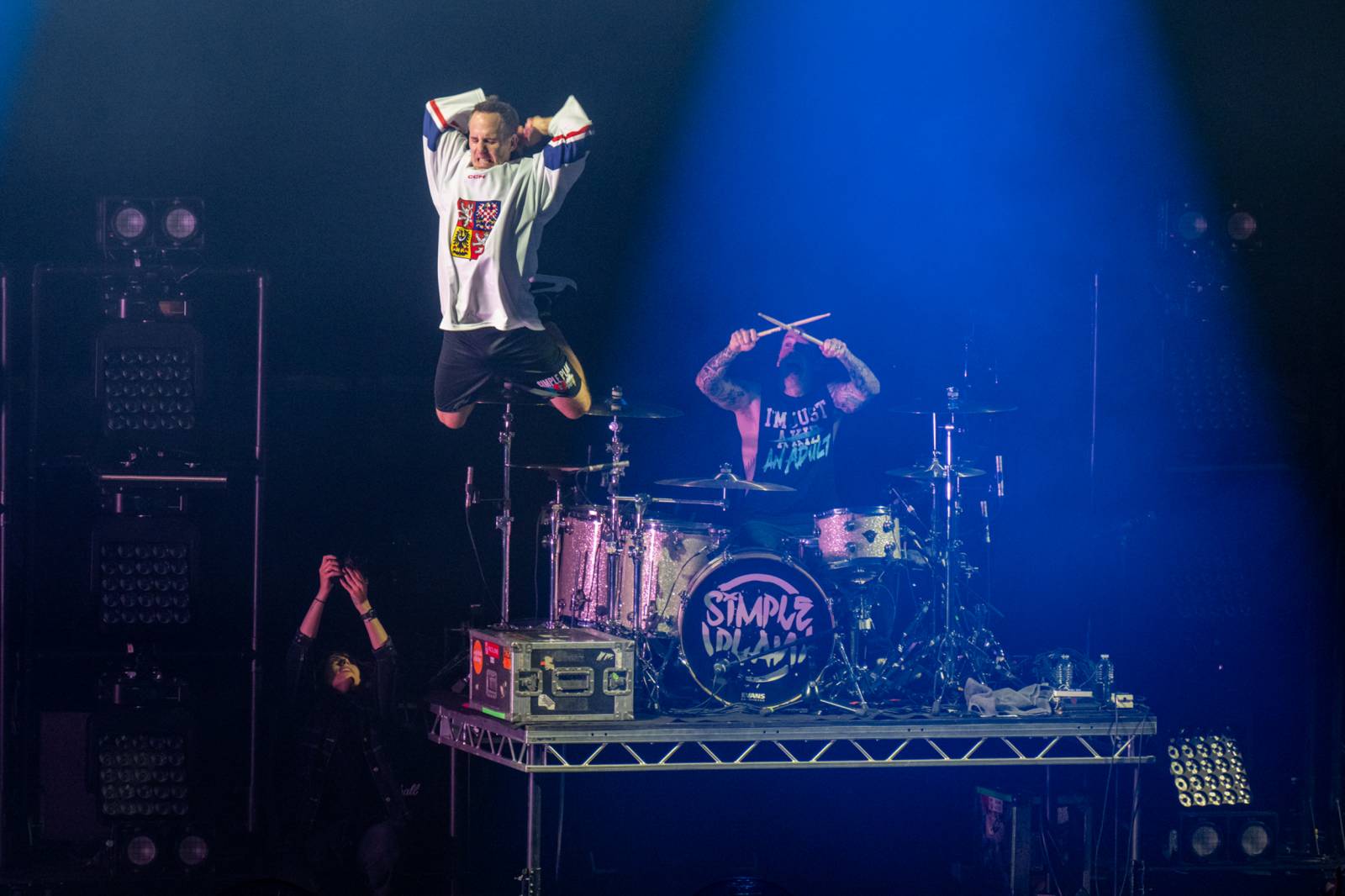 Rok 2025 objektivem fotografů | Jan Urbánek fotil pro Tři sestry, vyrazil i na poslední koncert J.A.R. a festival Rock for People