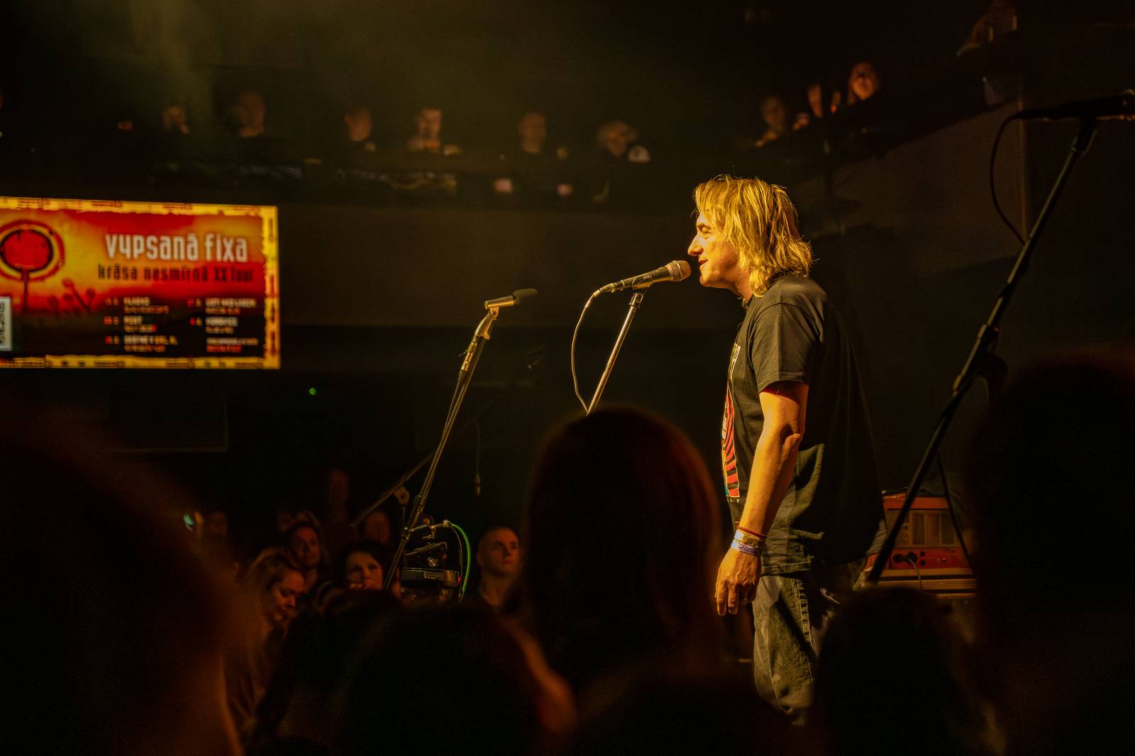 Vypsaná fiXa slaví dvacet let Krásy vesmírné. V Lucerna Music Baru zakončila podzimní část turné