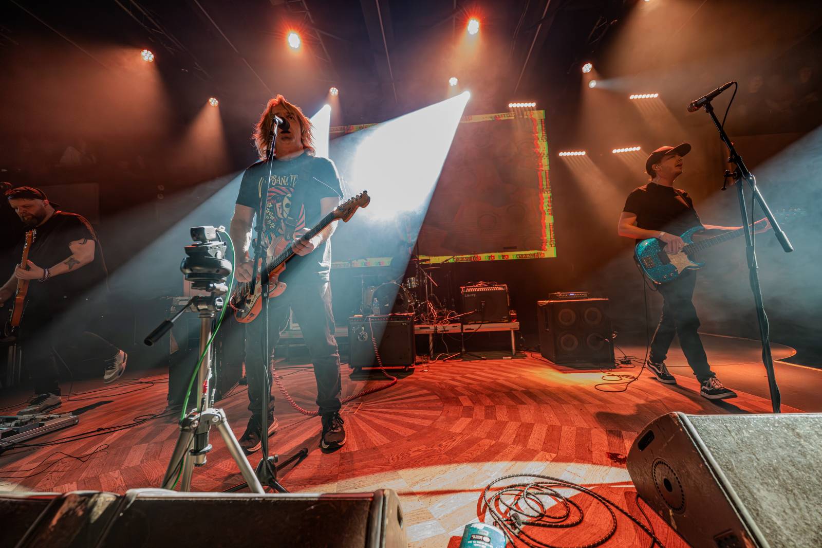 Vypsaná fiXa slaví dvacet let Krásy vesmírné. V Lucerna Music Baru zakončila podzimní část turné