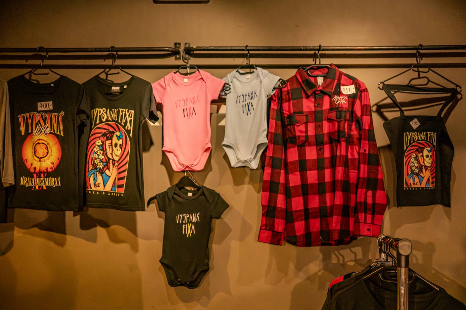 Vypsaná fiXa slaví dvacet let Krásy vesmírné. V Lucerna Music Baru zakončila podzimní část turné