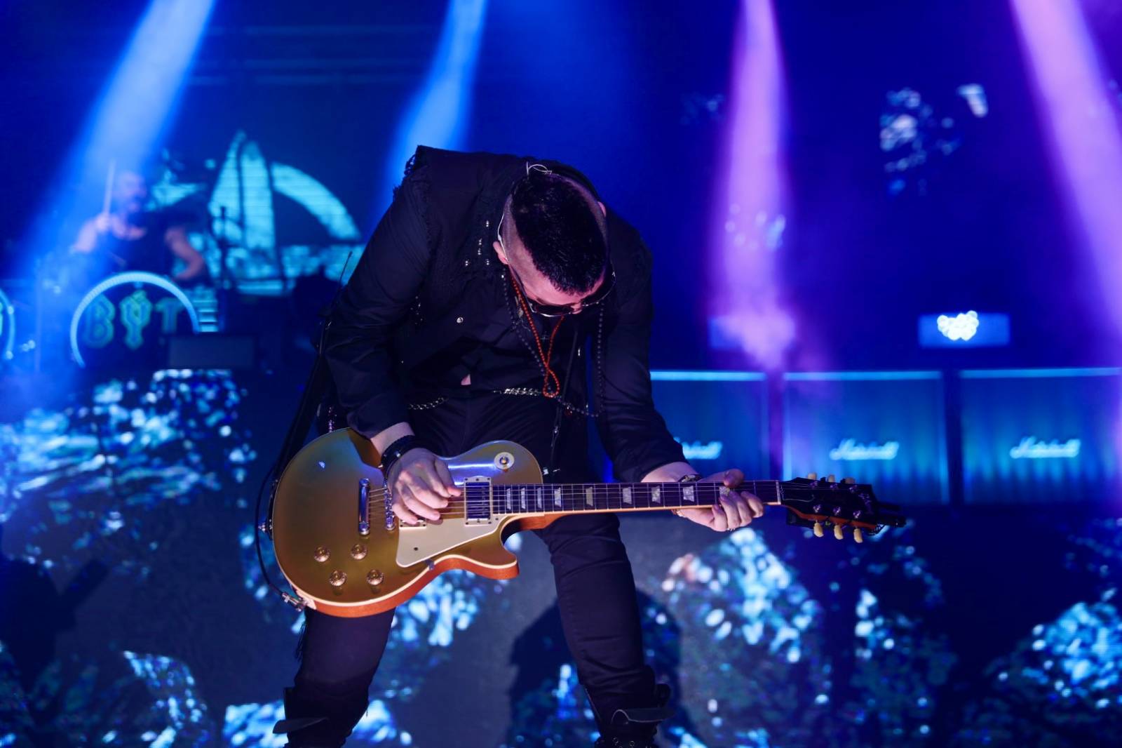 Ohnivá show i jiskry létající z kytar. Rybičky 48 zakončily letošní sezónu koncertem v Českých Budějovicích