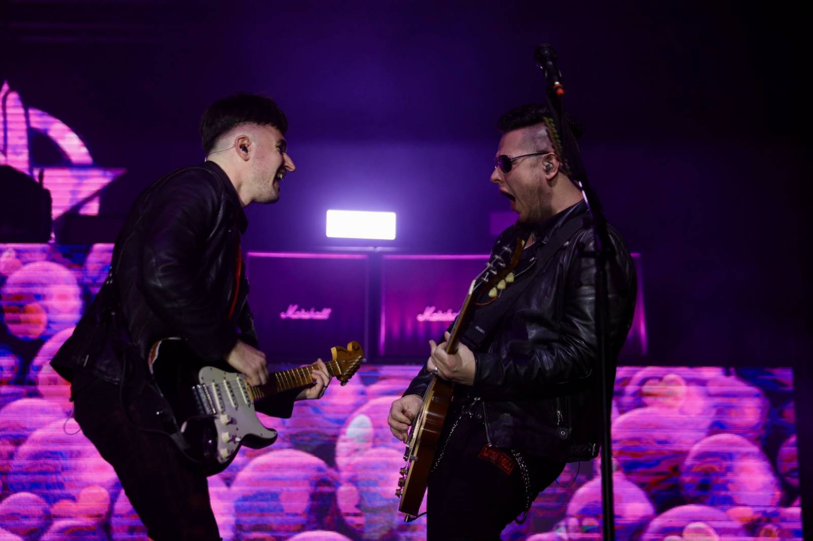 Ohnivá show i jiskry létající z kytar. Rybičky 48 zakončily letošní sezónu koncertem v Českých Budějovicích