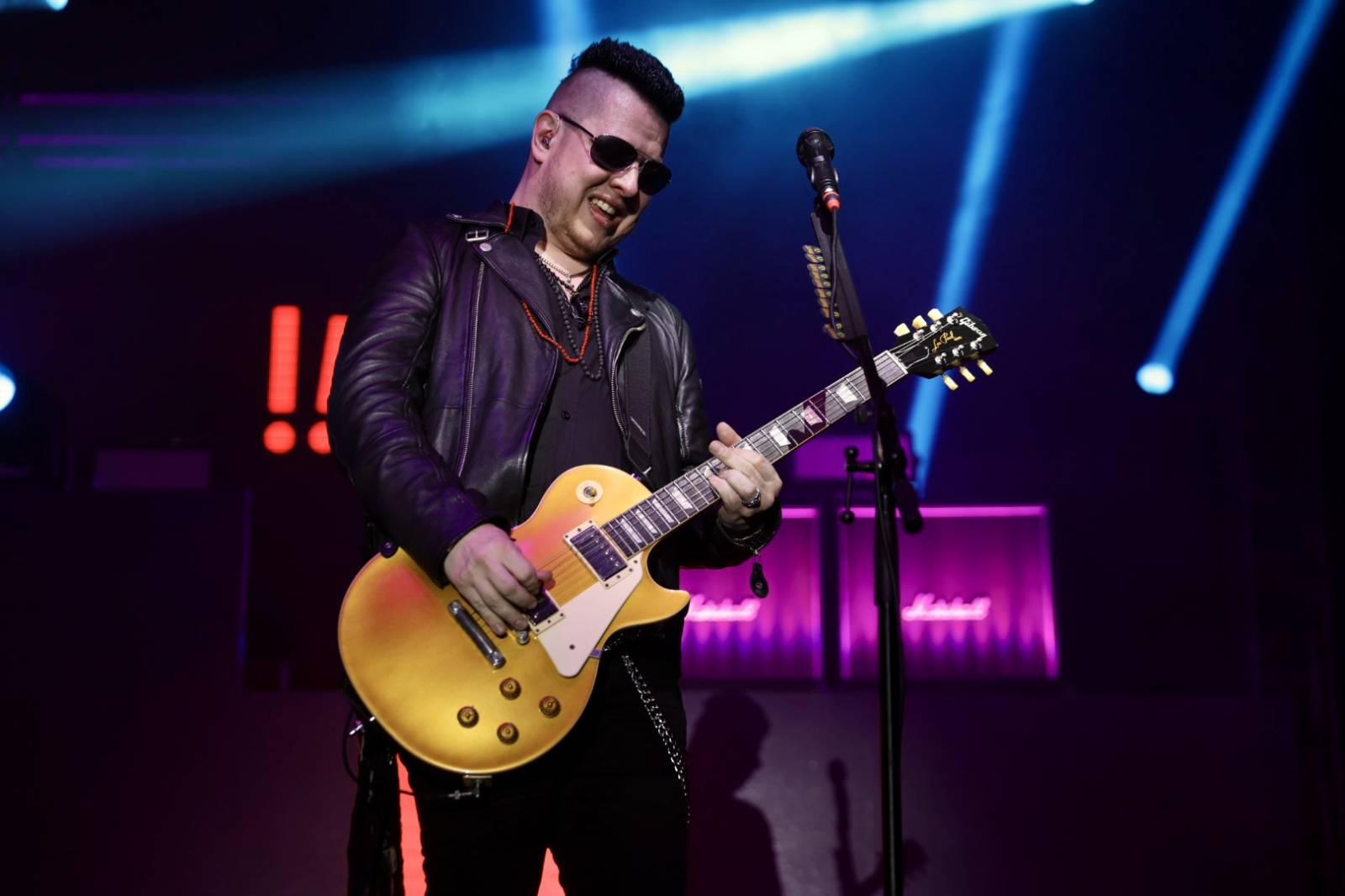 Ohnivá show i jiskry létající z kytar. Rybičky 48 zakončily letošní sezónu koncertem v Českých Budějovicích