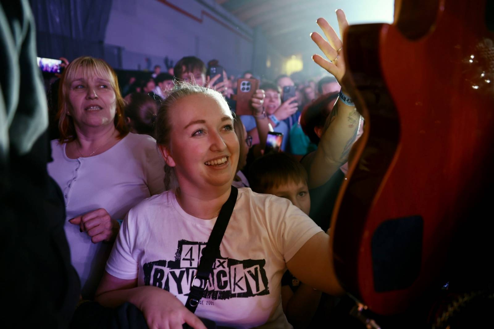 Ohnivá show i jiskry létající z kytar. Rybičky 48 zakončily letošní sezónu koncertem v Českých Budějovicích