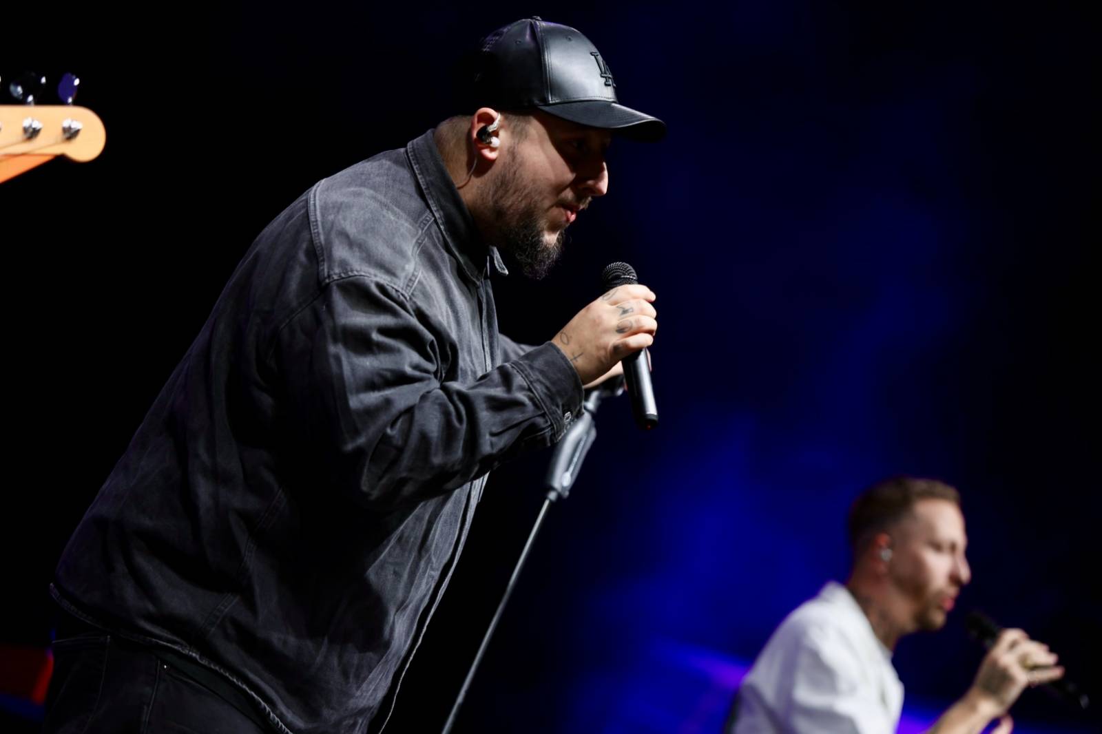 Ohnivá show i jiskry létající z kytar. Rybičky 48 zakončily letošní sezónu koncertem v Českých Budějovicích