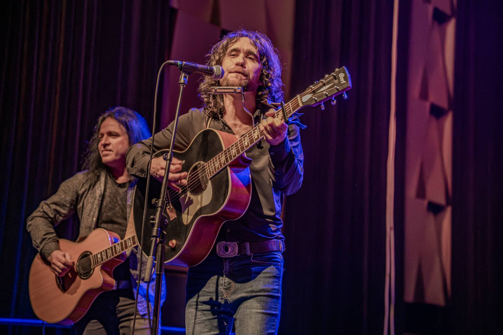 Michal Prokop učaroval Foru Karlín a převzal si platinovou desku za album Ostraka