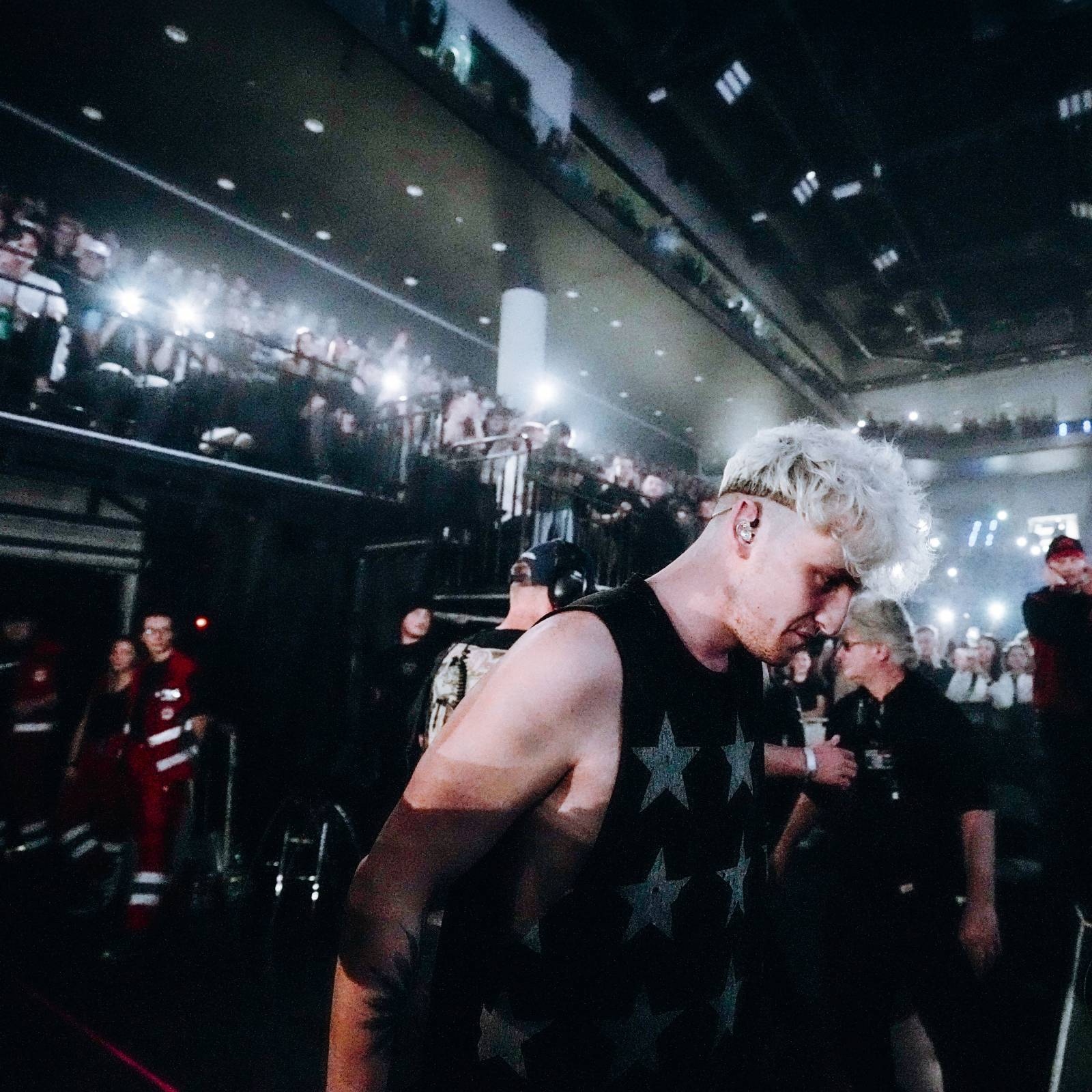 Nadšený řev a slzy štěstí. Ben Cristovao  a Sofian Medjmedj  vyvolali v O2 universu šílenství