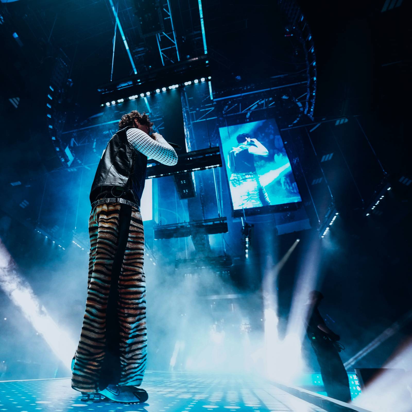 Nadšený řev a slzy štěstí. Ben Cristovao  a Sofian Medjmedj  vyvolali v O2 universu šílenství