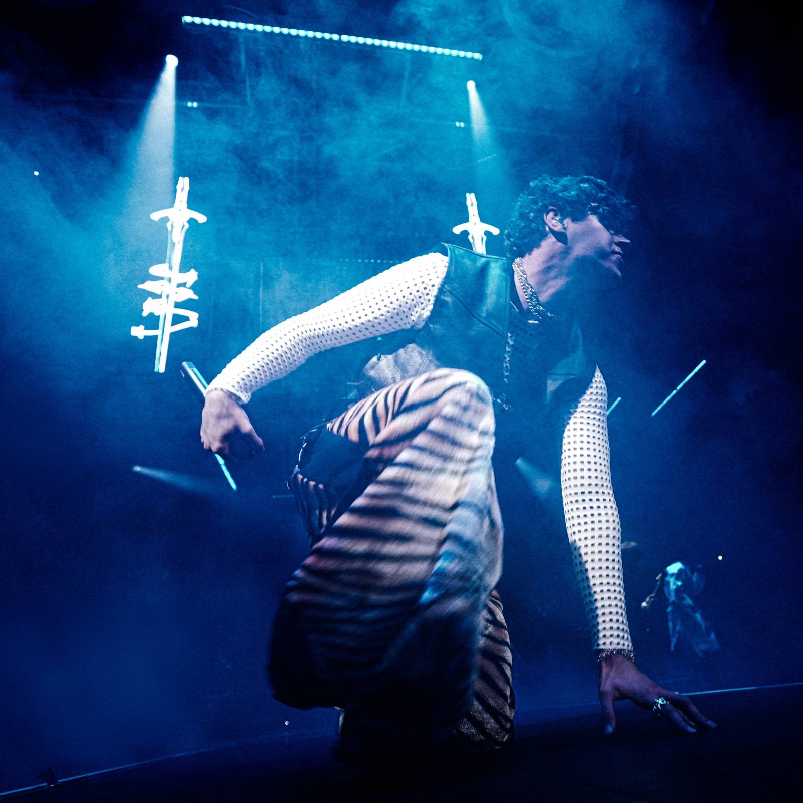 Nadšený řev a slzy štěstí. Ben Cristovao  a Sofian Medjmedj  vyvolali v O2 universu šílenství