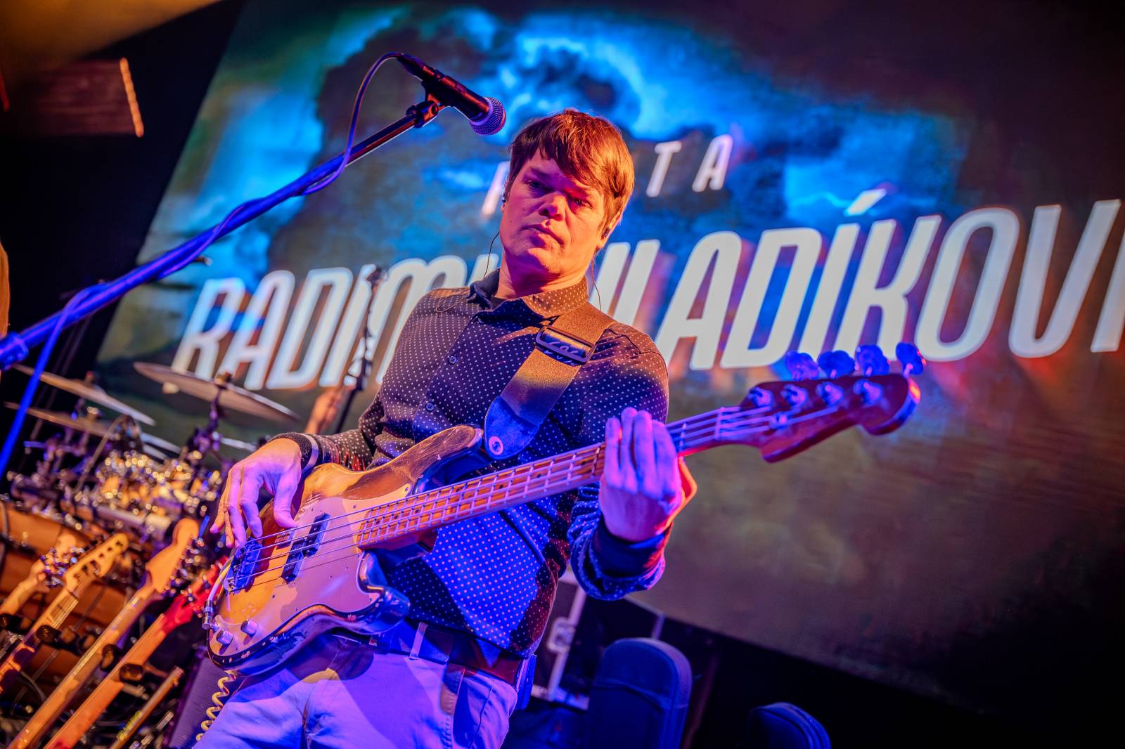 Přátelé vzdali hold Radimu Hladíkovi. Lucerna Music Barem zněly hity The Matadors i Blue Effectu