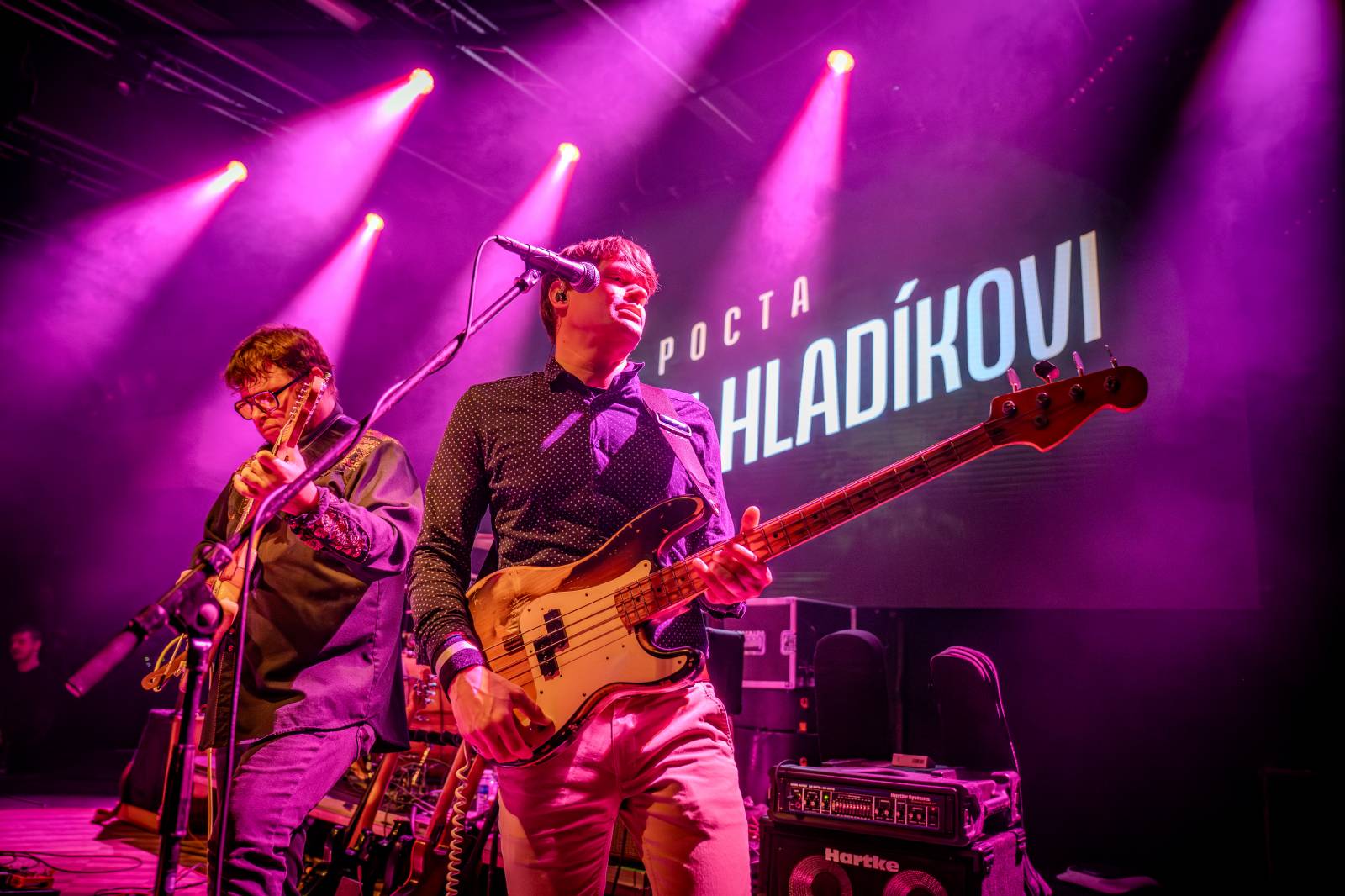 Přátelé vzdali hold Radimu Hladíkovi. Lucerna Music Barem zněly hity The Matadors i Blue Effectu