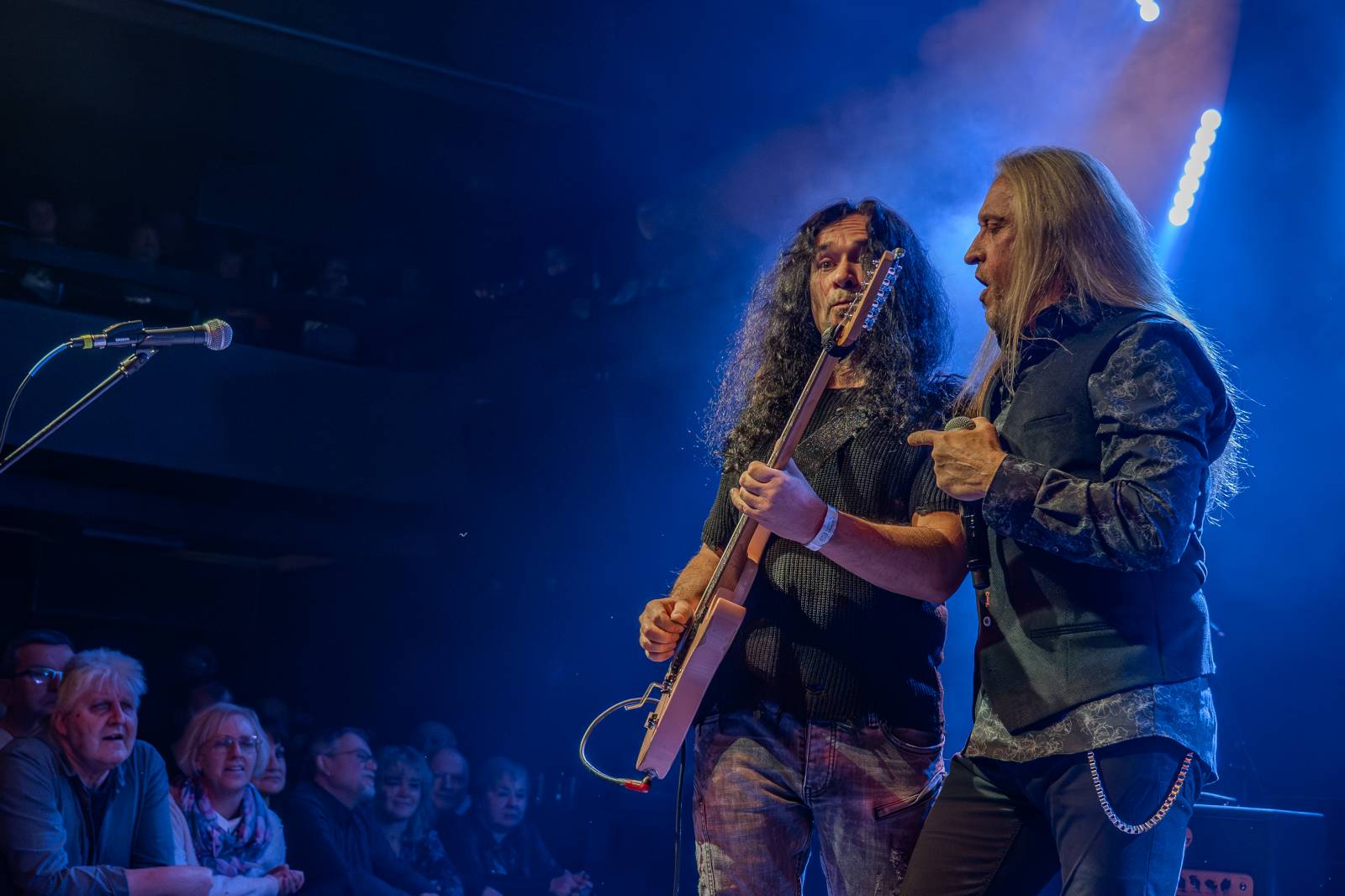 Kamil Střihavka rozezpíval Lucerna Music Bar, speciálním hostem byl Petr Janda