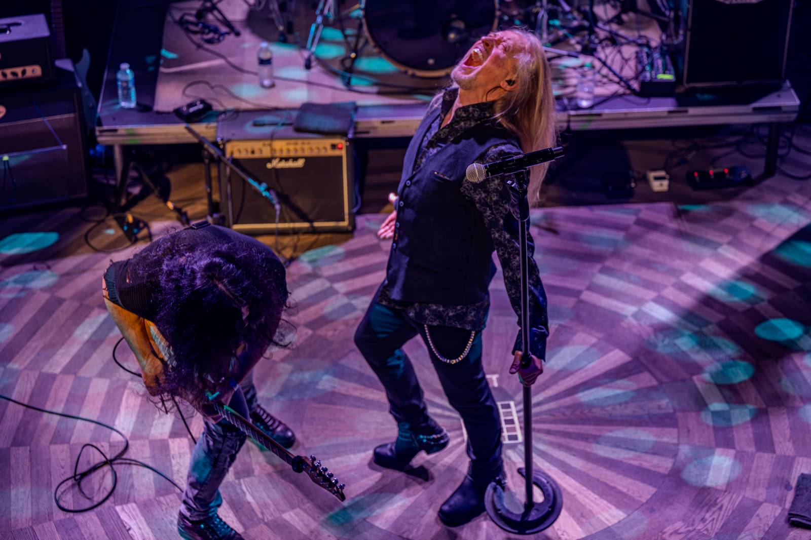 Kamil Střihavka rozezpíval Lucerna Music Bar, speciálním hostem byl Petr Janda