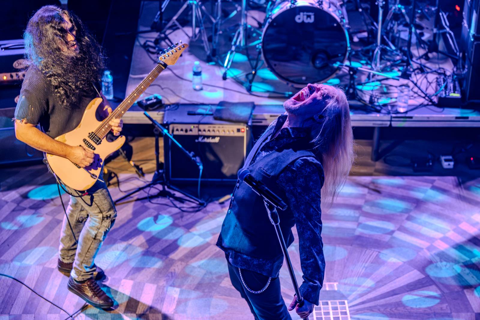 Kamil Střihavka rozezpíval Lucerna Music Bar, speciálním hostem byl Petr Janda