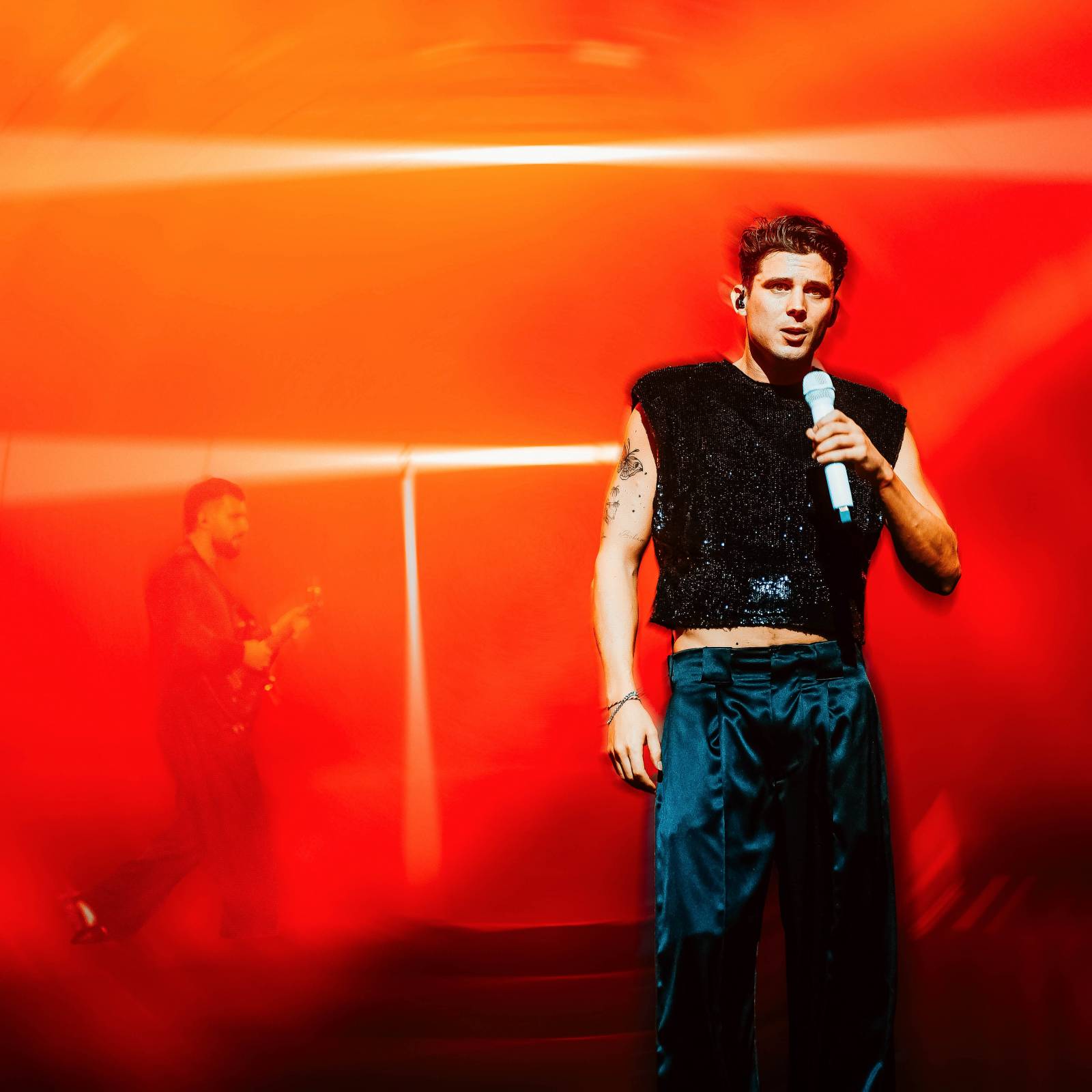 Rok 2025 objektivem fotografů | Iveta Valentová zachytila Bena Cristovao v Edenu i rozhovory s Martinem Chobotem, Renne Dangem a Slavíčkem