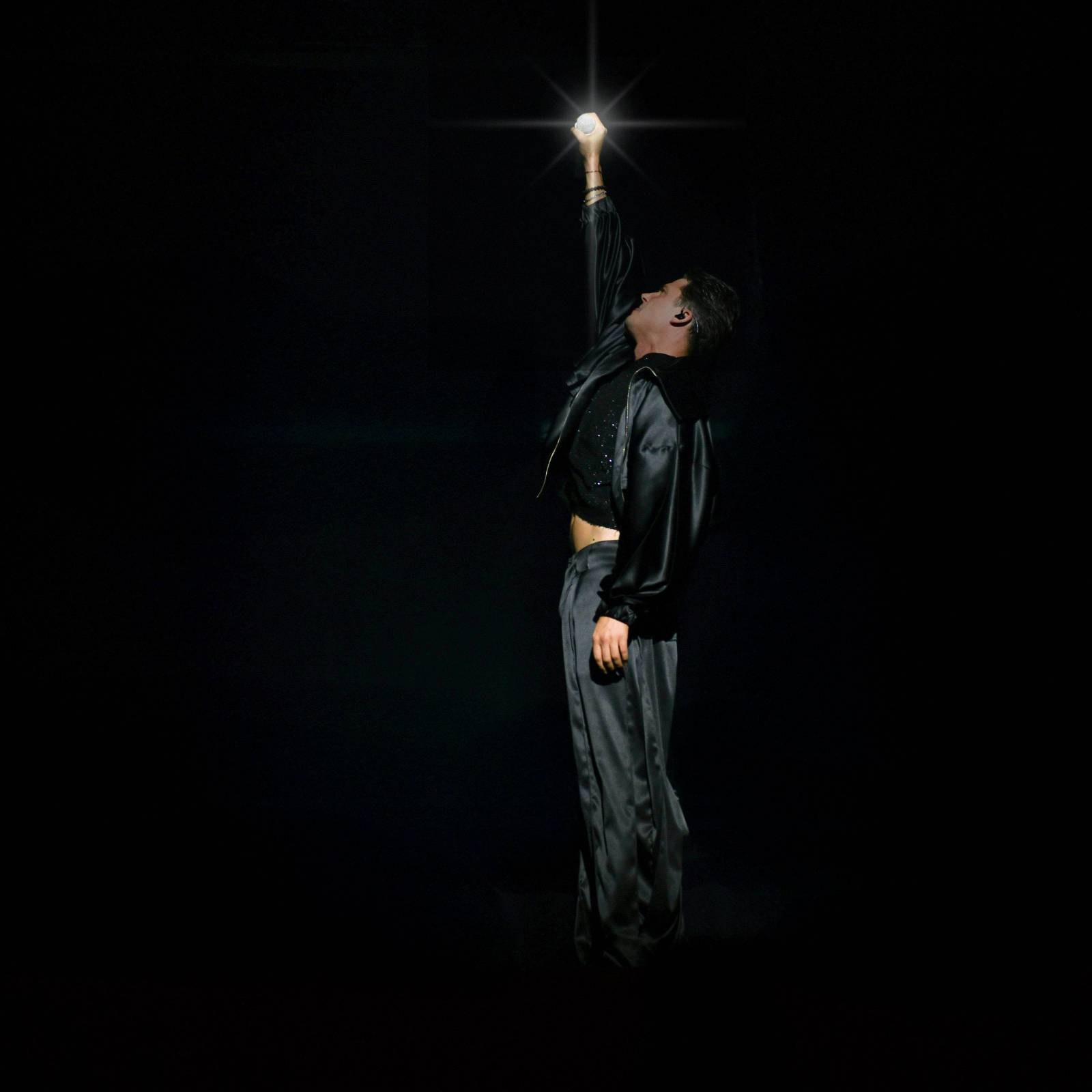 Rok 2025 objektivem fotografů | Iveta Valentová zachytila Bena Cristovao v Edenu i rozhovory s Martinem Chobotem, Renne Dangem a Slavíčkem