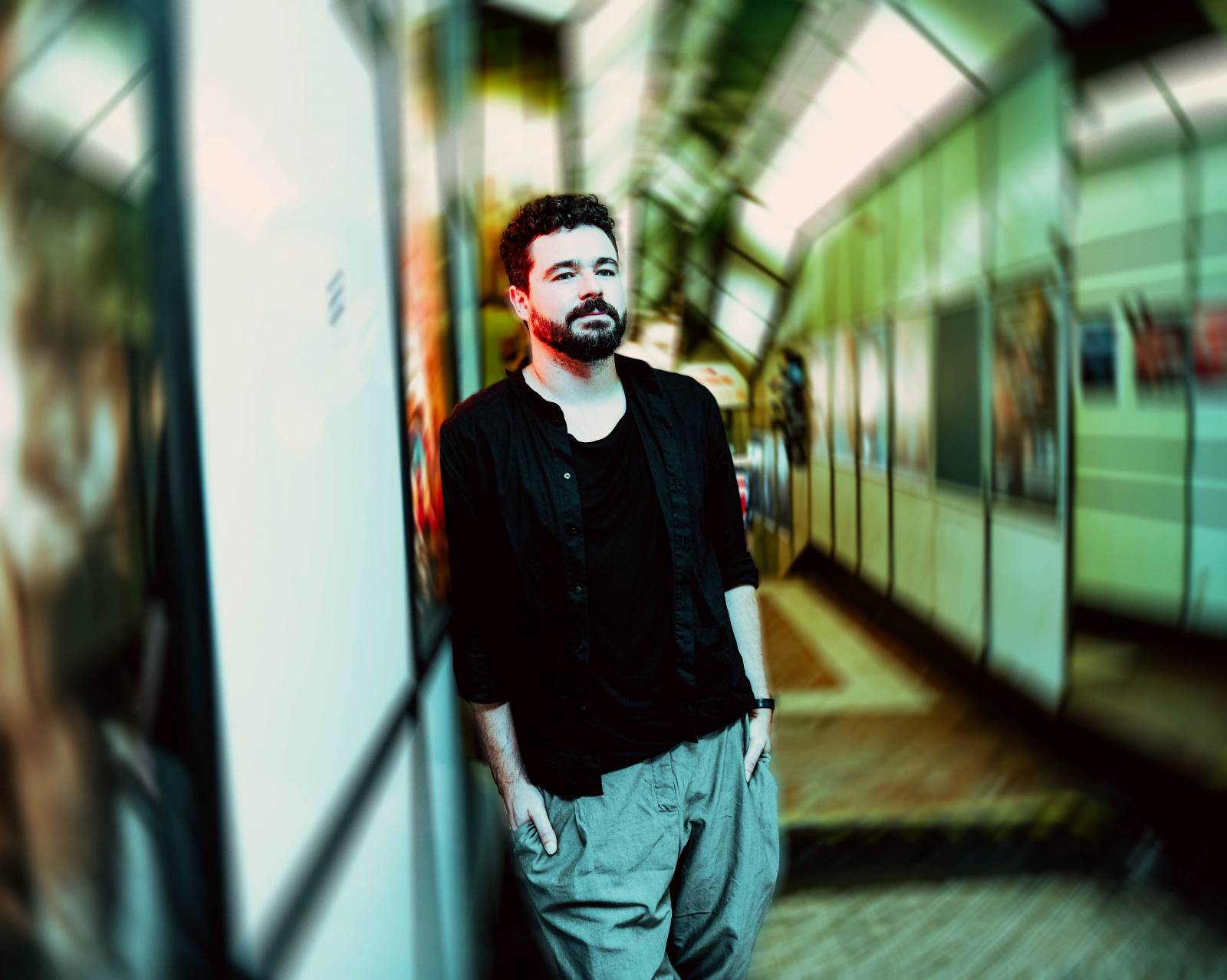 Rok 2025 objektivem fotografů | Iveta Valentová zachytila Bena Cristovao v Edenu i rozhovory s Martinem Chobotem, Renne Dangem a Slavíčkem