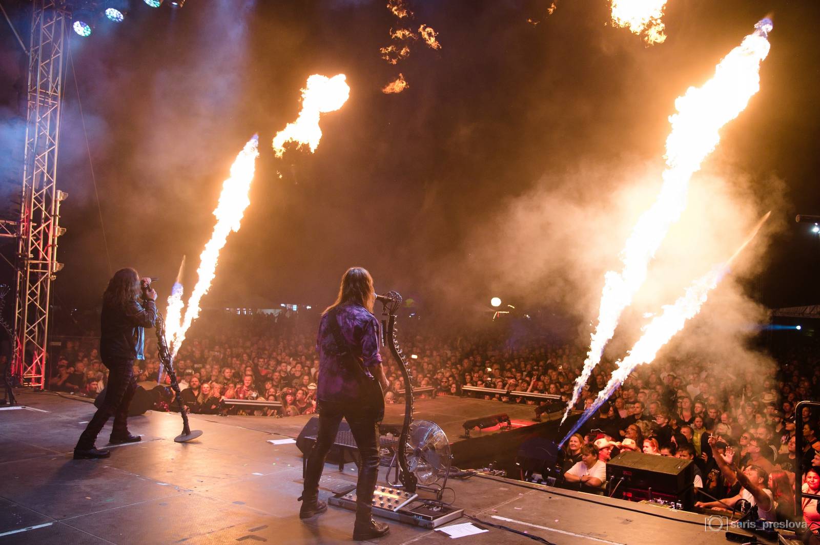 Rok 2025 objektivem fotografů | Rybičky 48, Žebřík, Marek Ztracený, Olympic i Pekelný ostrov pohledem Šárky Preslové