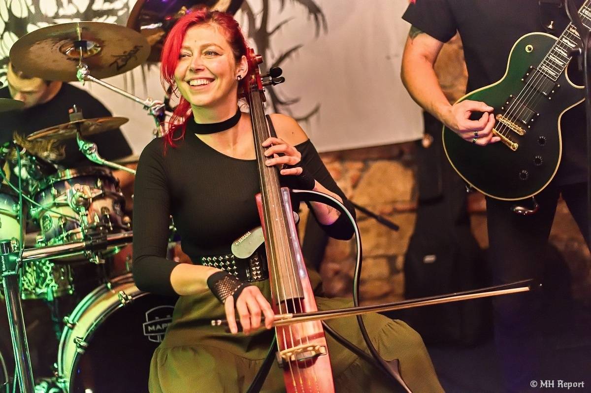 Search & Destroy ovládli Parlament Club. Koncert měl i narozeninový náboj