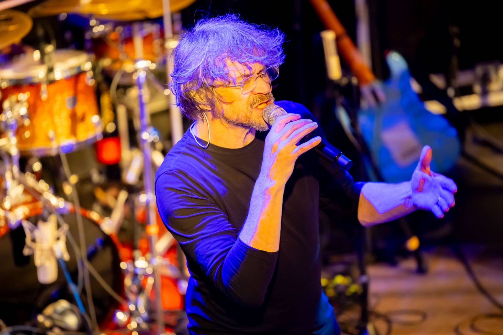 Dan Bárta vystoupil s Illustratosphere v Lucerna Music Baru, doprovodilo ho duo Lash & Grey