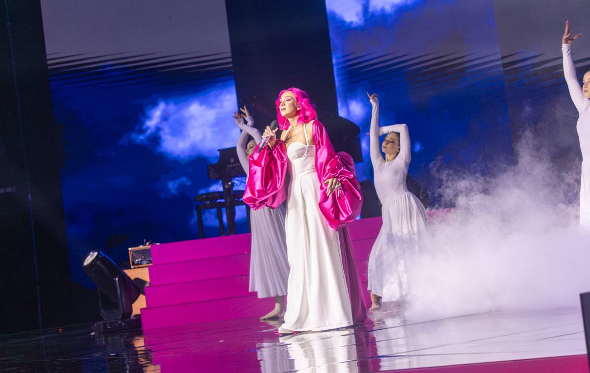 Tereza Mašková zbarvila O2 universum do růžova, pokřtila i nové album