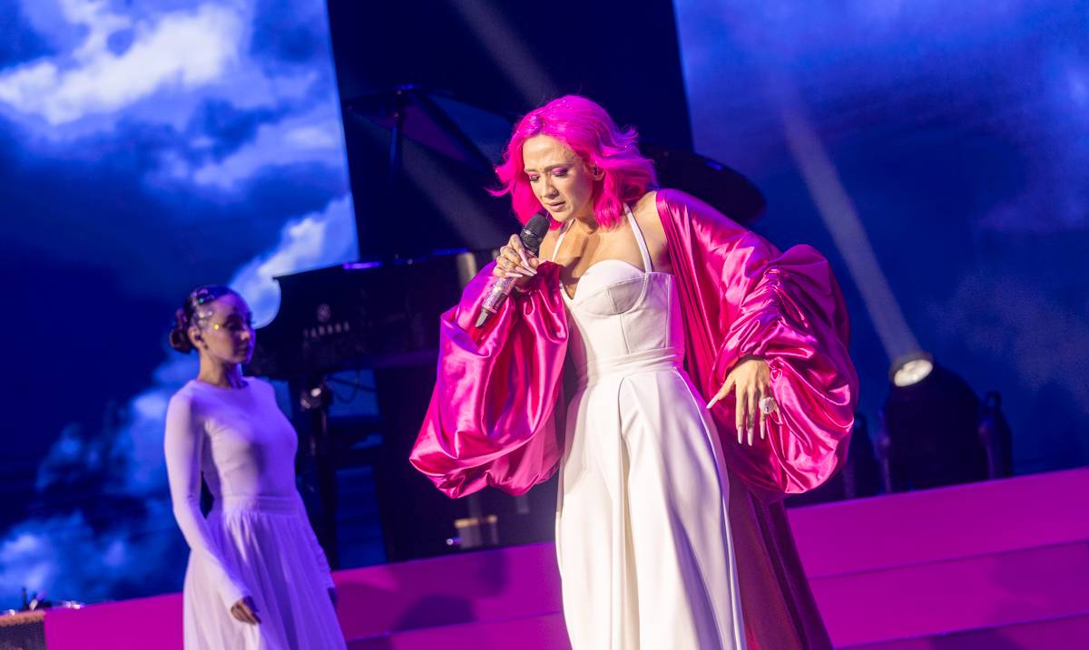 Tereza Mašková zbarvila O2 universum do růžova, pokřtila i nové album